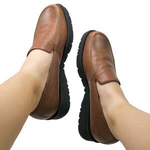Vintage 90s BareTraps Brown Leather Loafers